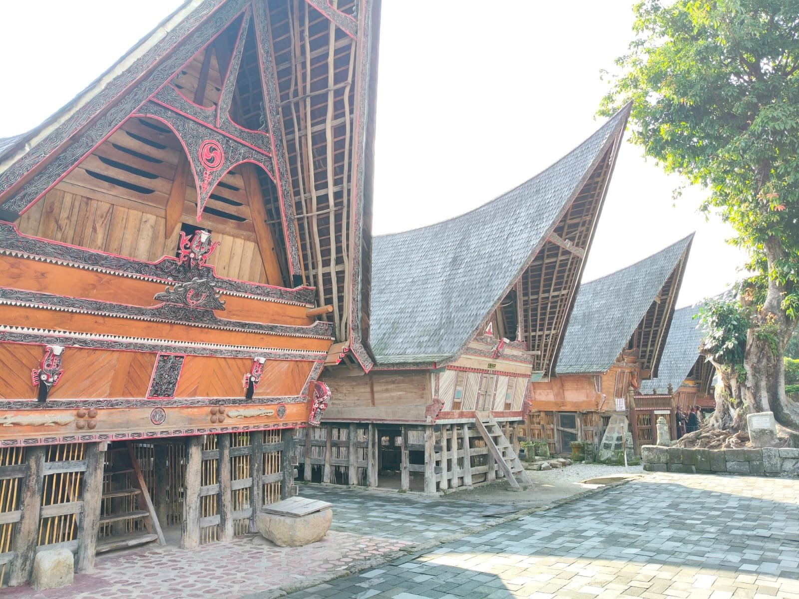 Rumah Adat Batak Ambarita