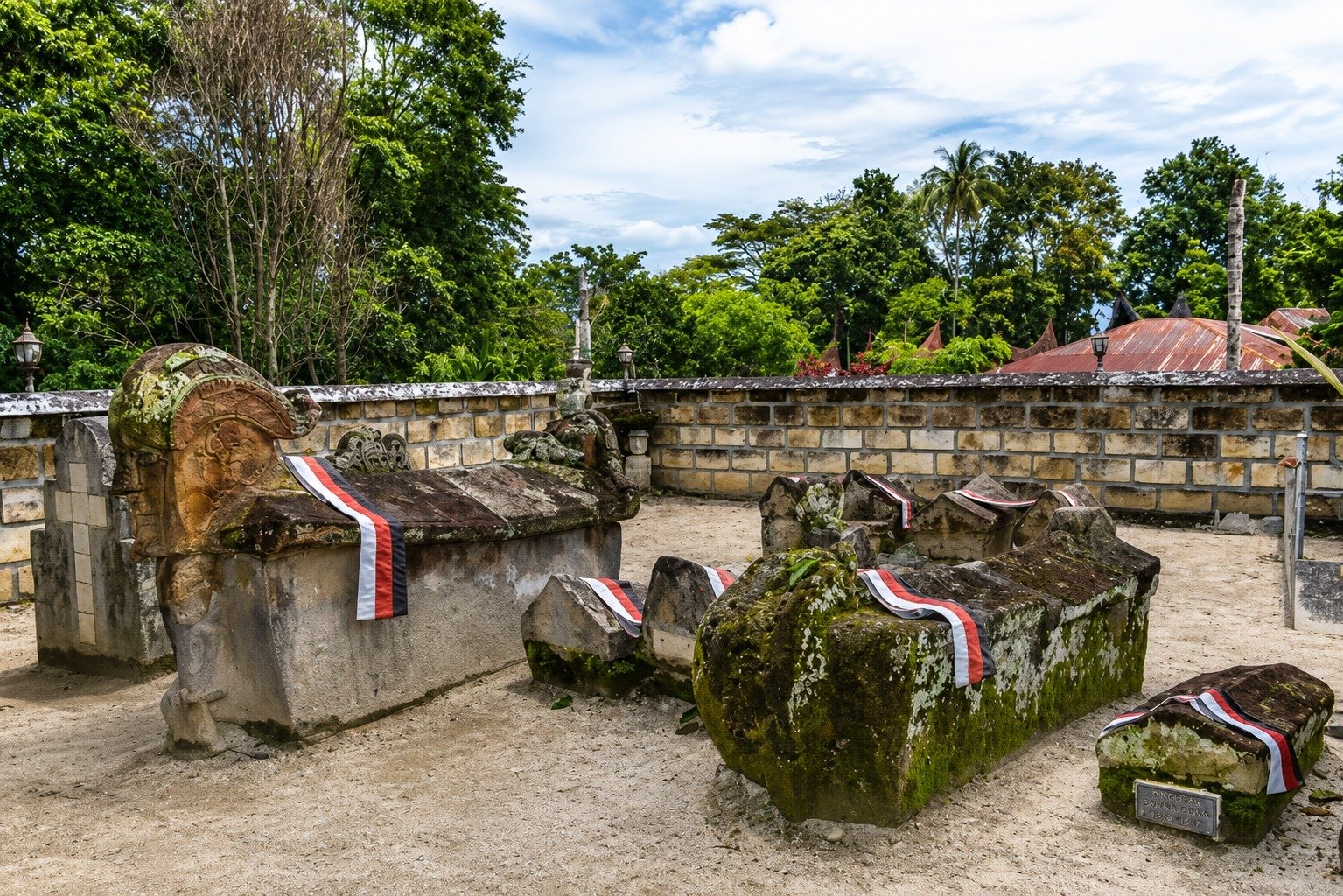 Makam Raja Sidabutar